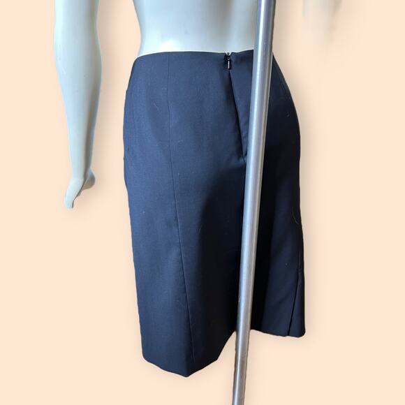 Paul Smith Black Italian Wool Skirt - Picture 3 of 5